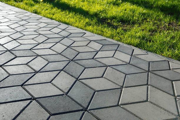 Best Affordable Driveway Pavers  in Hlsboro, IL